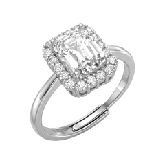 Bague avec pierre rectangulaire blanche et zircones